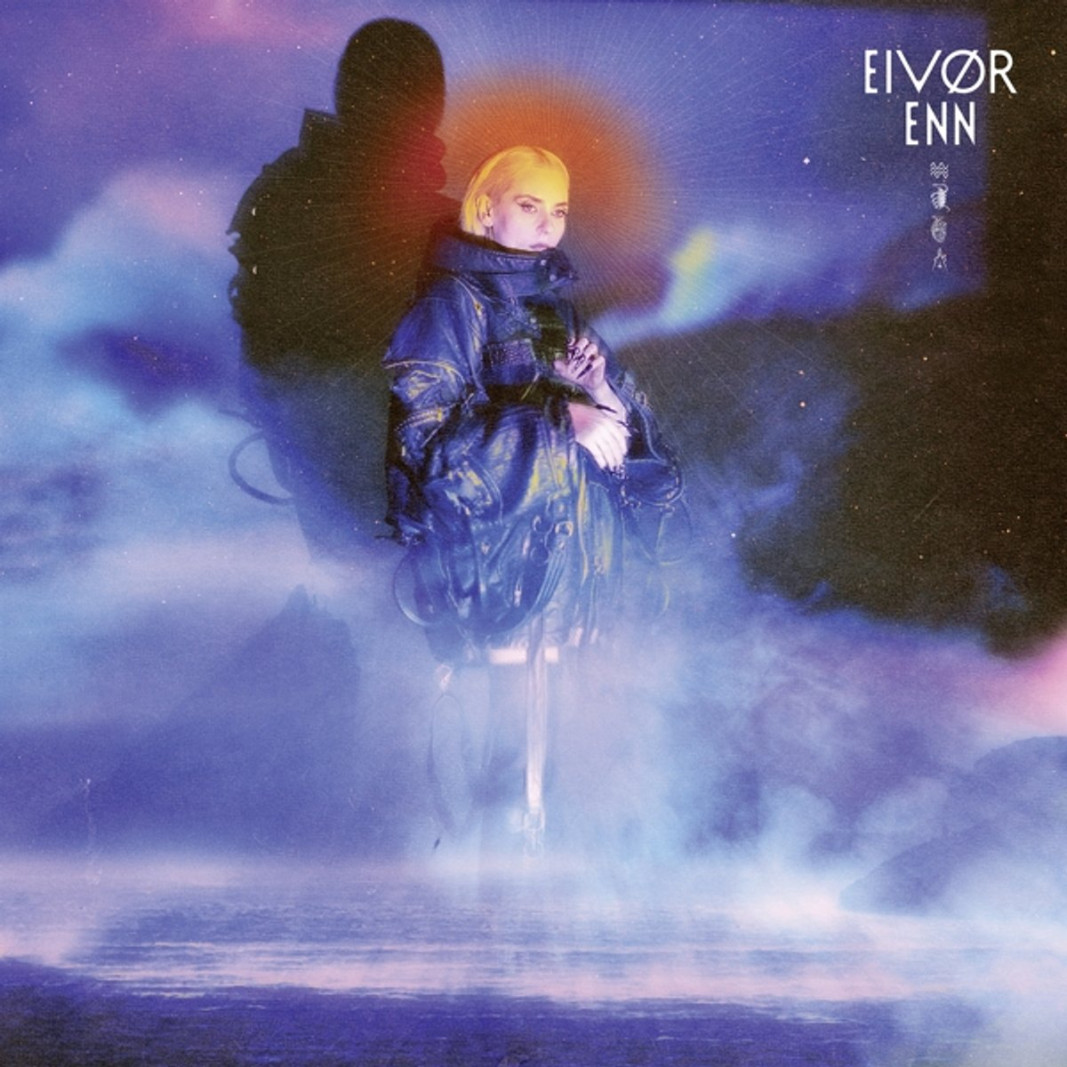 Eivør er en stjerne fra en lille bygd langt ude i naturen på Færøerne</br>Cover til Eivørs album Enn</br>Foto: Album cover