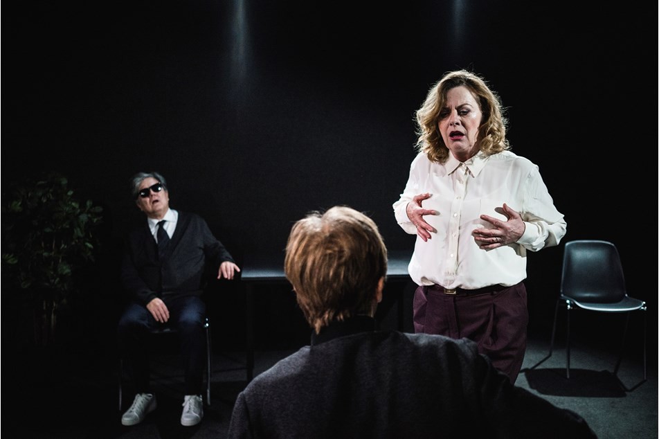 Blind mistillid og paranoia ad libitum</br>Kaldet er en psykologisk thriller på Studio på Aarhus Teater</br>Foto: Rumle Skafte