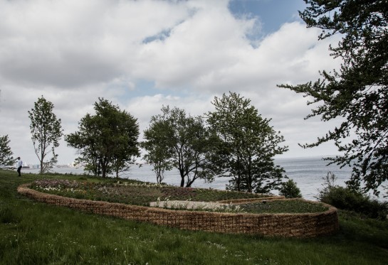 Aros Triennale The Garden, The present og The future billedserie</br>Meg Webster: Concave room for bees, Aros Triennale The Garden.</br>Foto: Mariana Gil